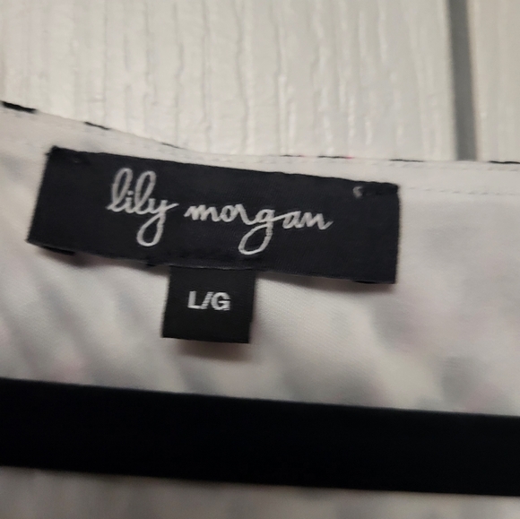 NWOT Lilly Morgan Overlay Blouse Size Large - Picture 6 of 6